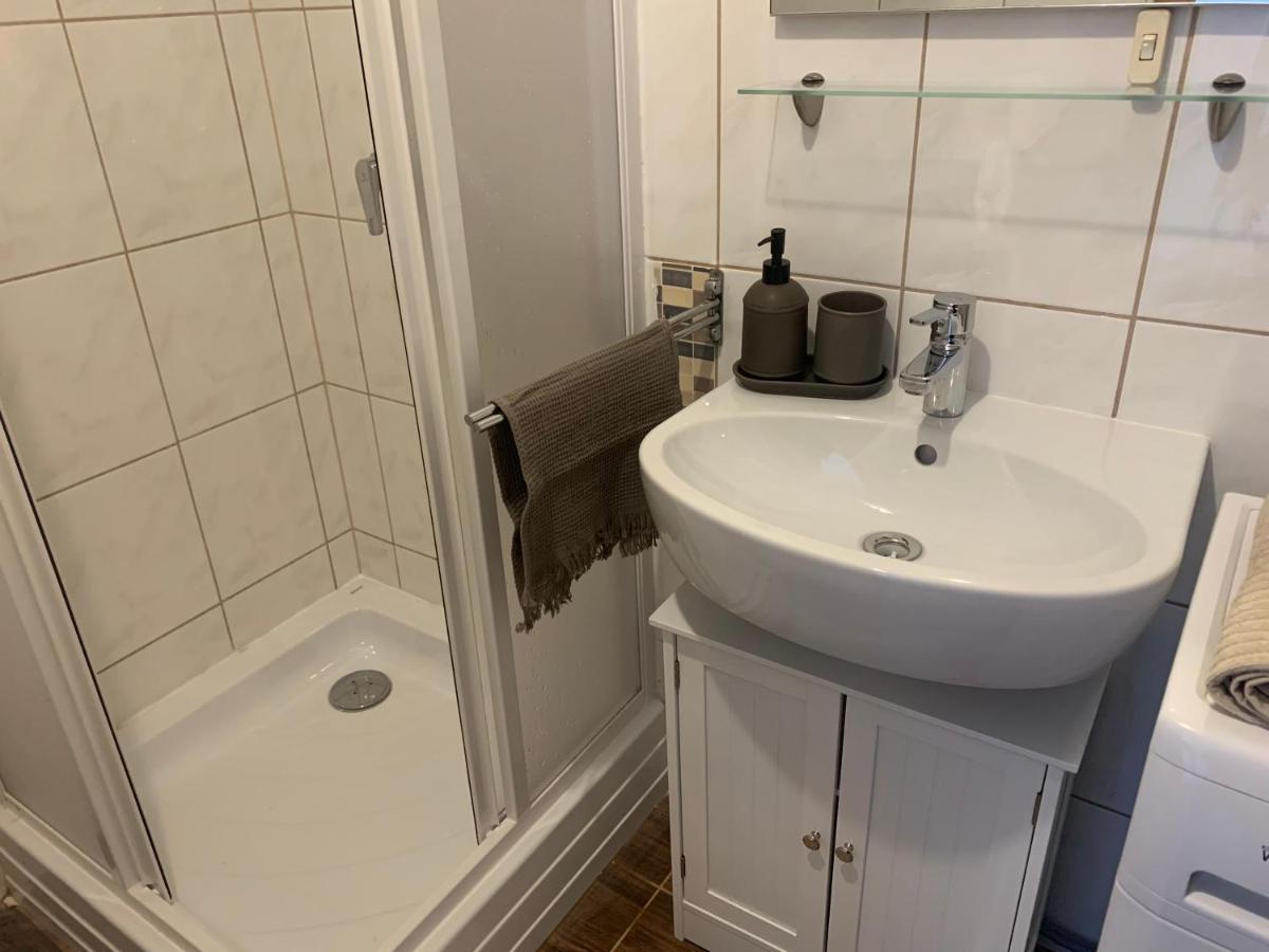 Studio77 Apartman Apartment Sopron Bagian luar foto