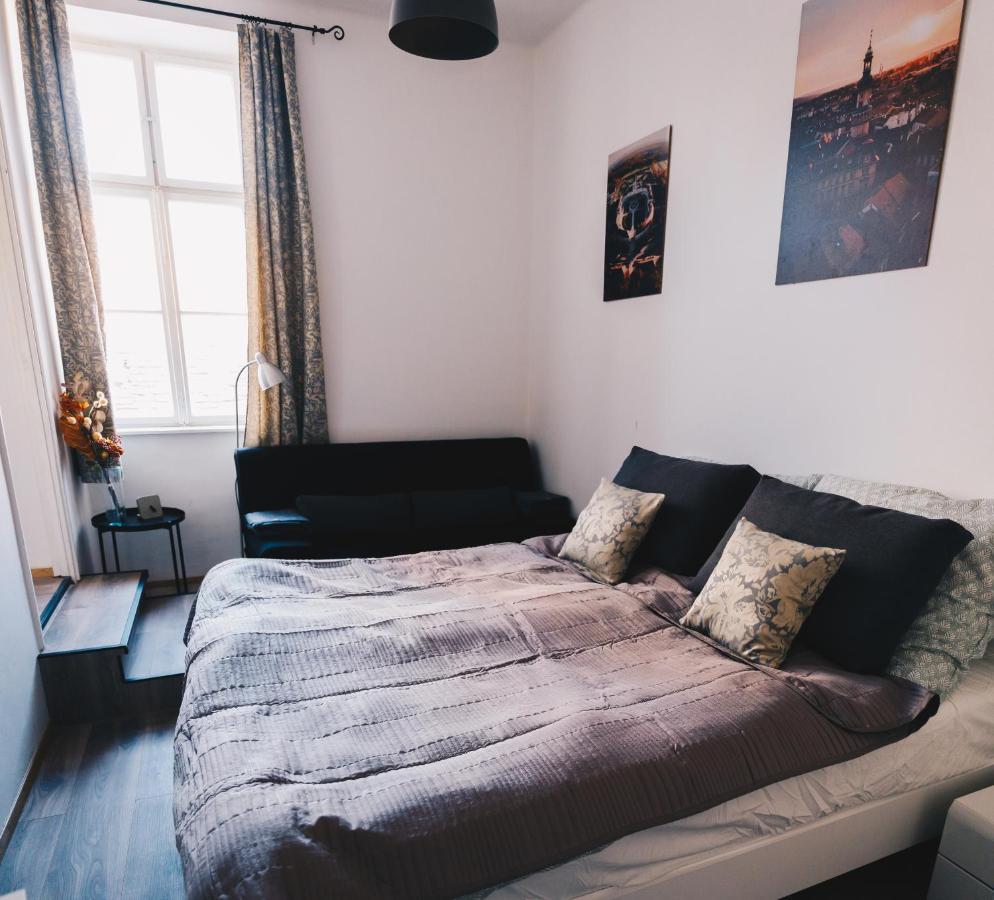 Studio77 Apartman Apartment Sopron Bagian luar foto