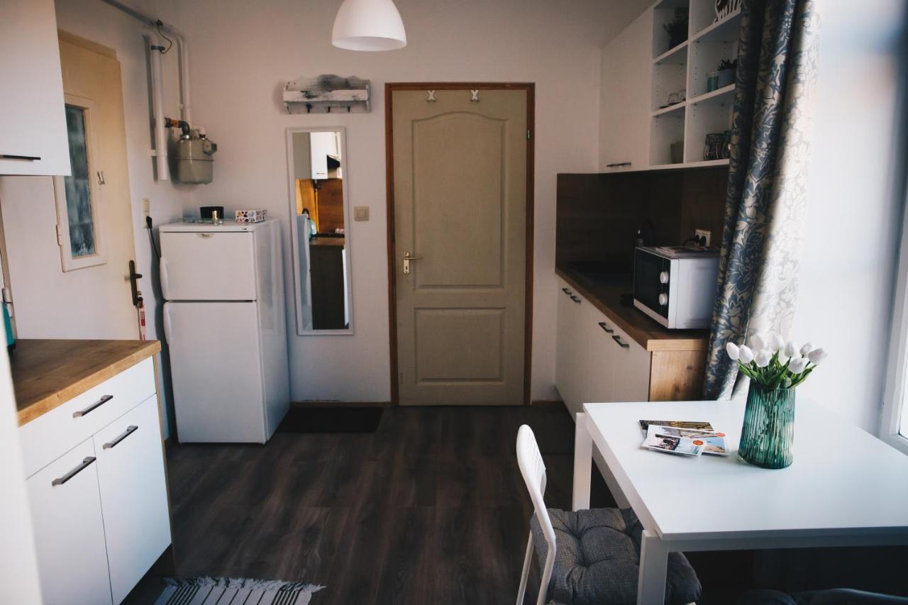 Studio77 Apartman Apartment Sopron Bagian luar foto