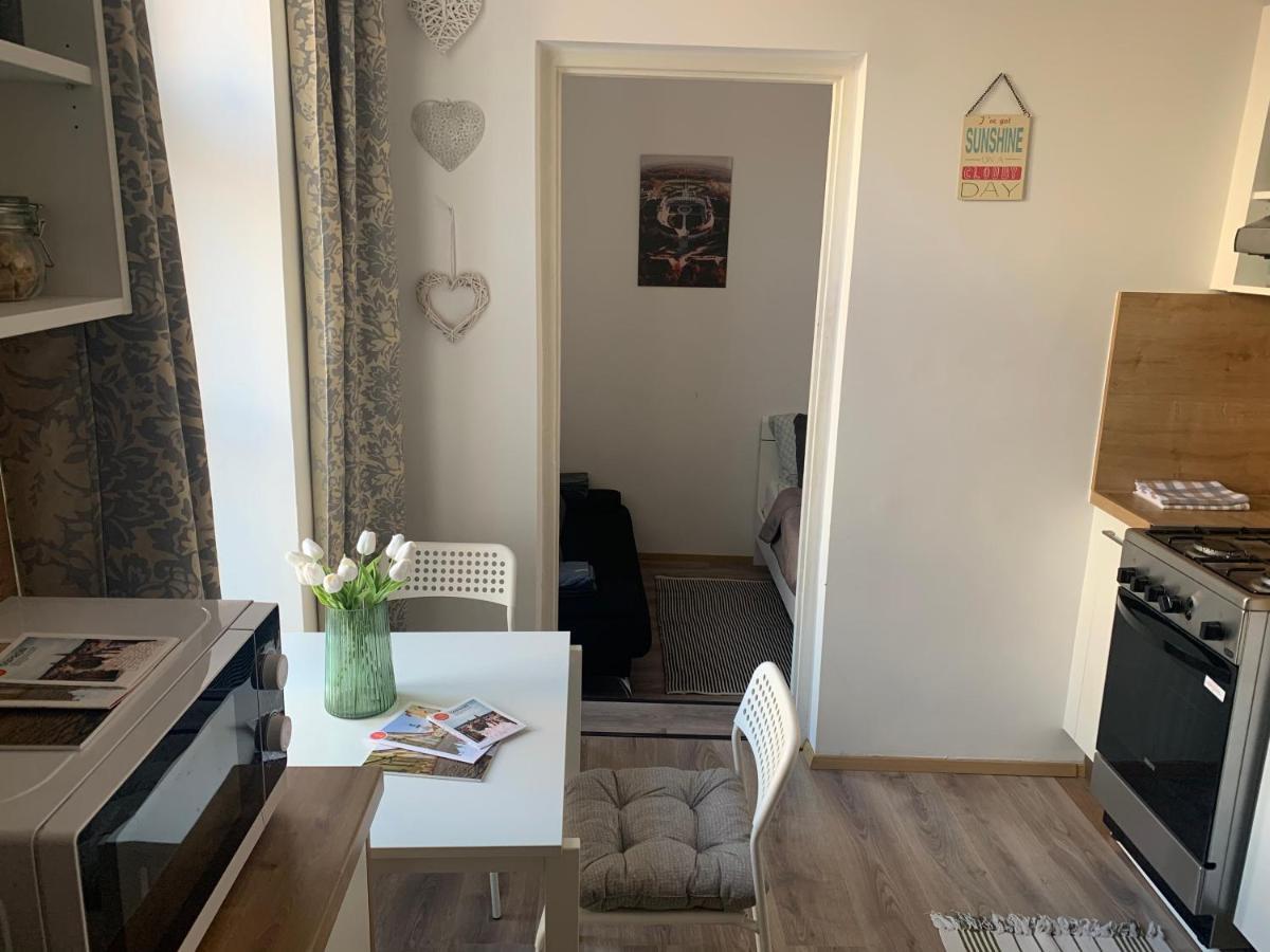 Studio77 Apartman Apartment Sopron Bagian luar foto